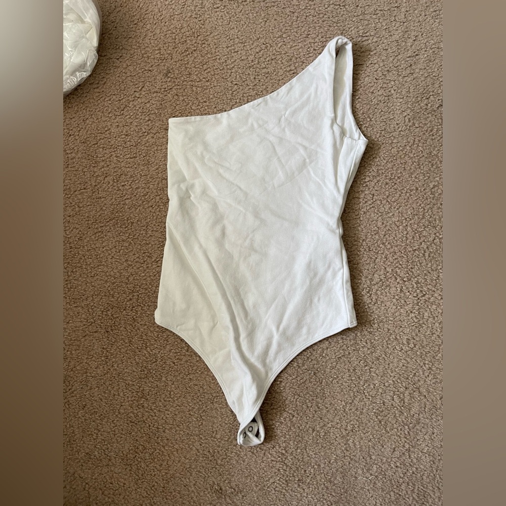 Abercrombie bodysuit size small white